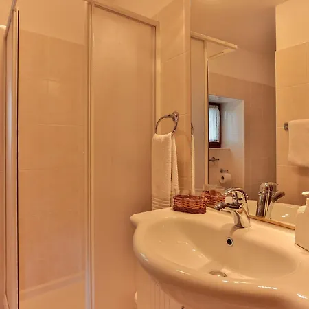 Family Friendly House With A Swimming Pool Sveti Kirin, Istria - Sredisnja Istra - 23761 Светвинченат