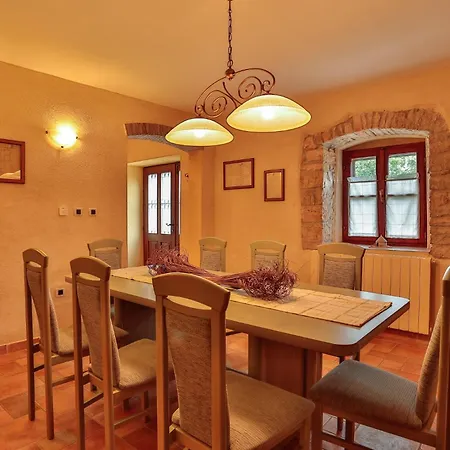 Дом отдыха Family Friendly House With A Swimming Pool Sveti Kirin, Istria - Sredisnja Istra - 23761